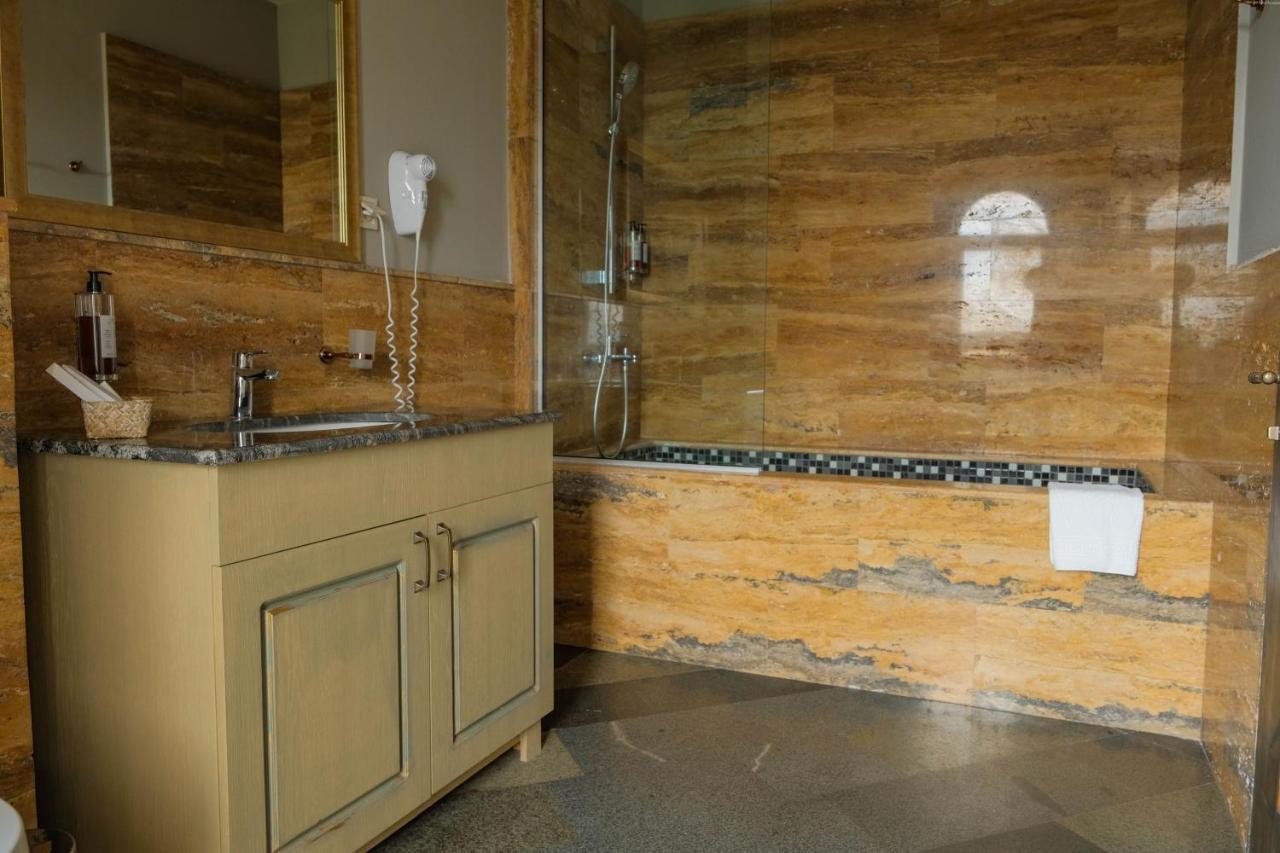 Apricot Hotel Erywań Zewnętrze zdjęcie